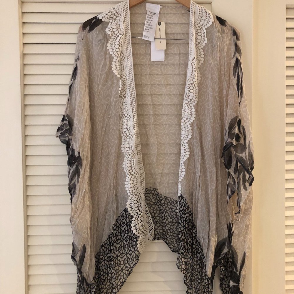 Elizabeth Gillett Kimono